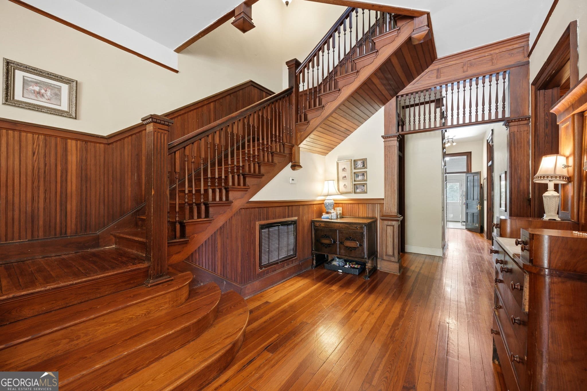 5 bedroom, 3 bathroom, 4,060 sq ft single family residence for sale at 200 W Main Street, Forsyth, GA 31029 — photo 3