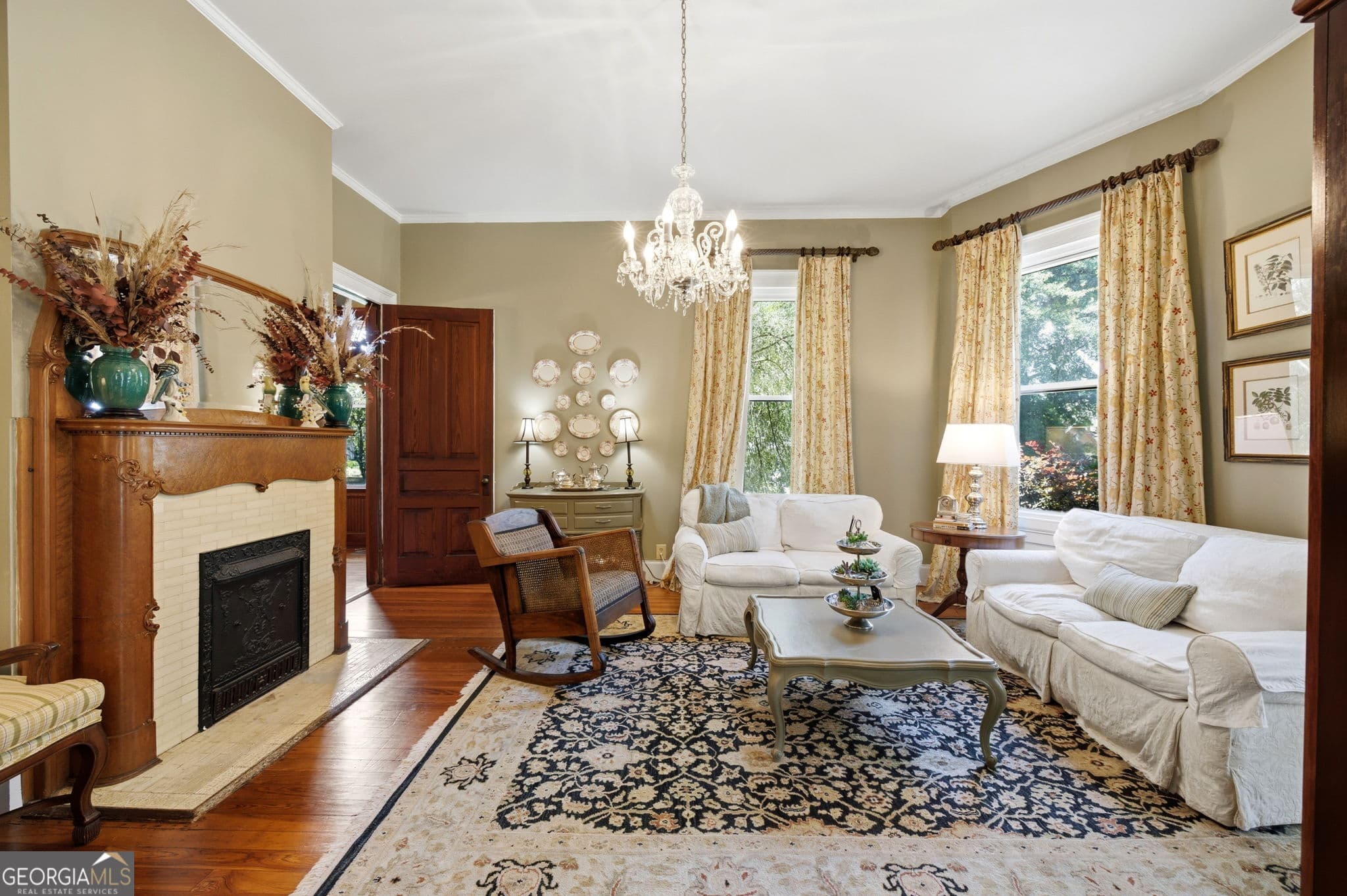 5 bedroom, 3 bathroom, 4,060 sq ft single family residence for sale at 200 W Main Street, Forsyth, GA 31029 — photo 4
