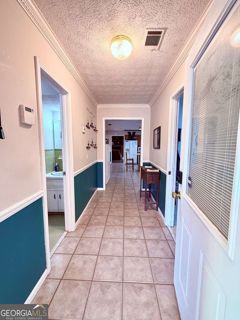 4 bedroom, 3 bathroom, 3,710 sq ft single family residence for sale at 1881 Bell Telephone Road, Hazlehurst, GA 31539 — photo 10