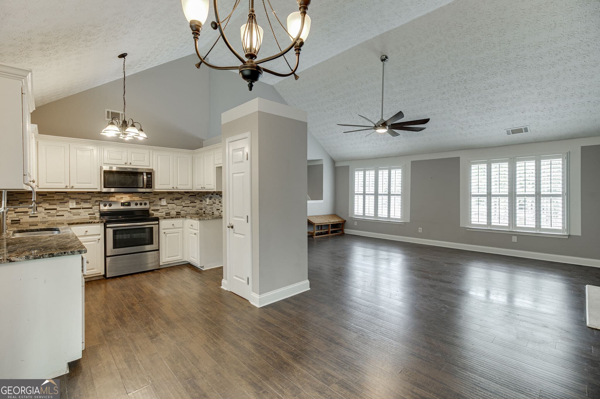 3 bedroom, 2 bathroom, 1,582 sq ft single family residence for sale at 1231 Cumberland Trail, Monroe, GA 30656 — photo 8