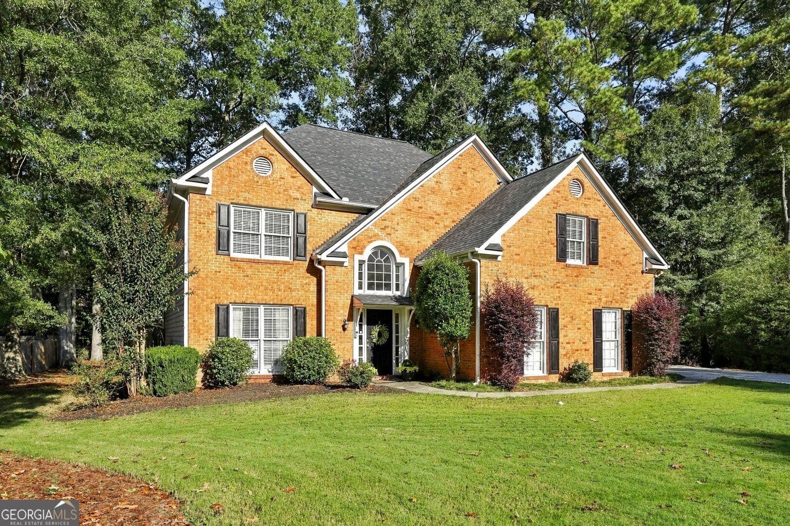 4 bedroom, 2.5 bathroom, 3,062 sq ft single family residence for sale at 2264 SW Cassina Pointe, Marietta, GA 30064 — photo 2