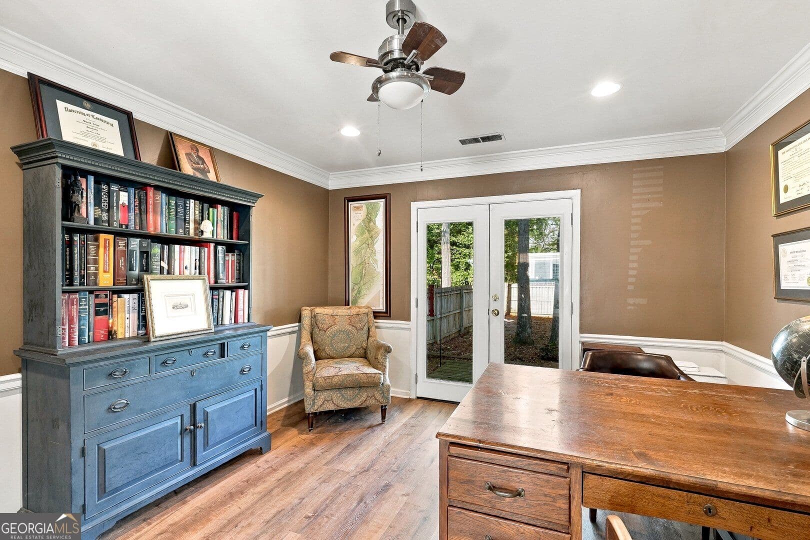 4 bedroom, 2.5 bathroom, 3,062 sq ft single family residence for sale at 2264 SW Cassina Pointe, Marietta, GA 30064 — photo 8