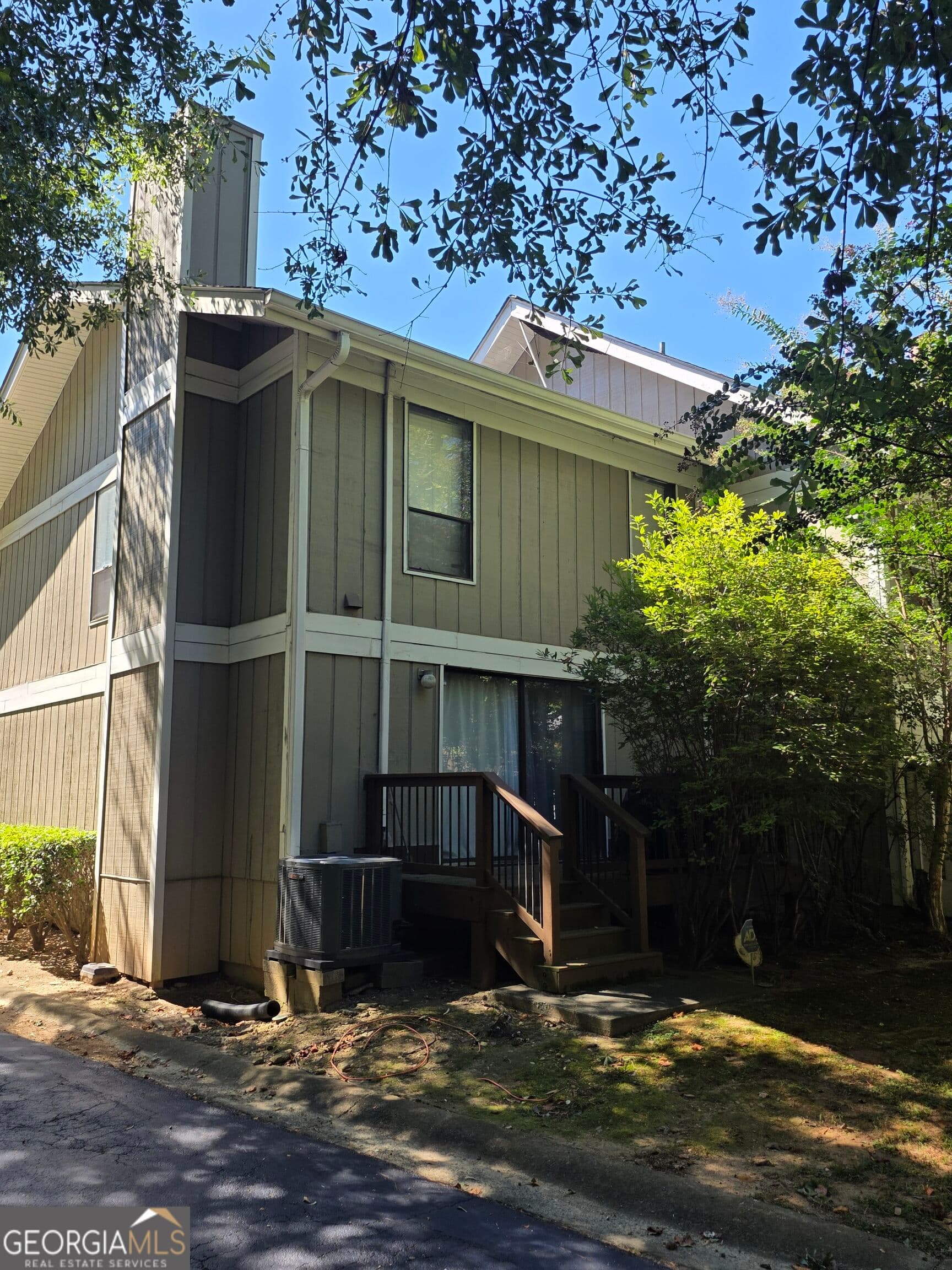 2 bedroom, 2.5 bathroom, 1,414 sq ft condominium for sale at 624 Powers Ferry North Road, Marietta, GA 30067 — photo 4