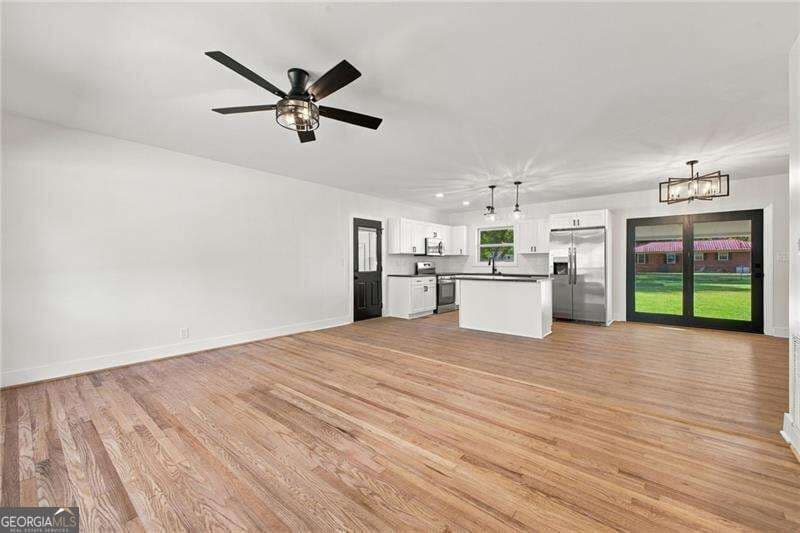 3 bedroom, 1.5 bathroom, 1,152 sq ft single family residence for sale at 250 E Girard Avenue, Cedartown, GA 30125 — photo 5