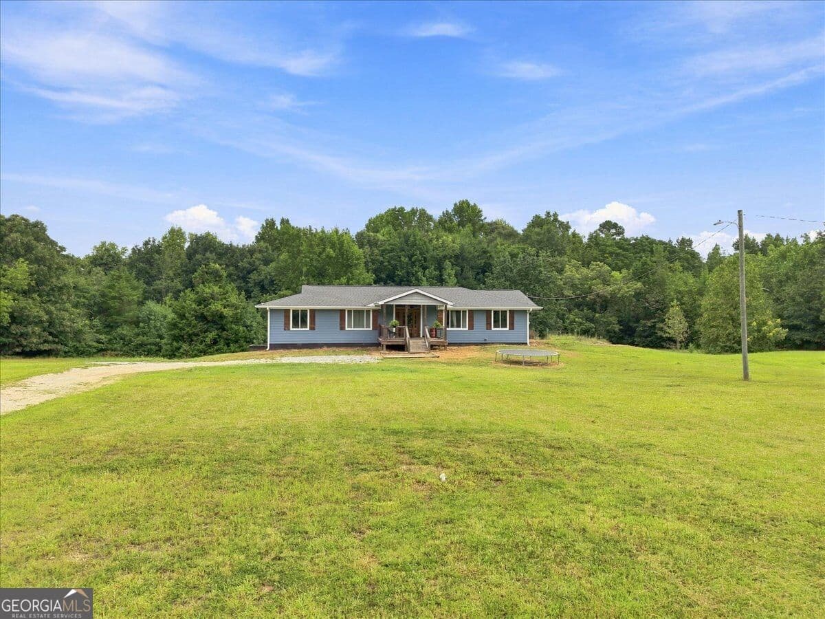 3 bedroom, 2 bathroom, 1,780 sq ft single family residence for sale at 354 Ricks Road, Lavonia, GA 30553 — photo 8