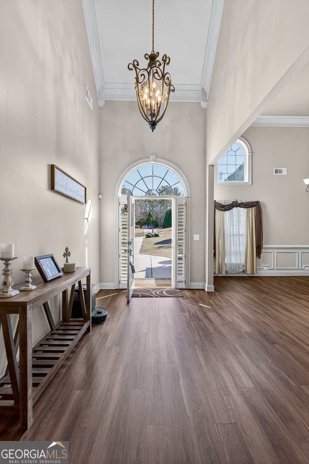 4 bedroom, 3.5 bathroom, 3,514 sq ft single family residence for sale at 32 River Rapids Drive, Forsyth, GA 31029 — photo 8