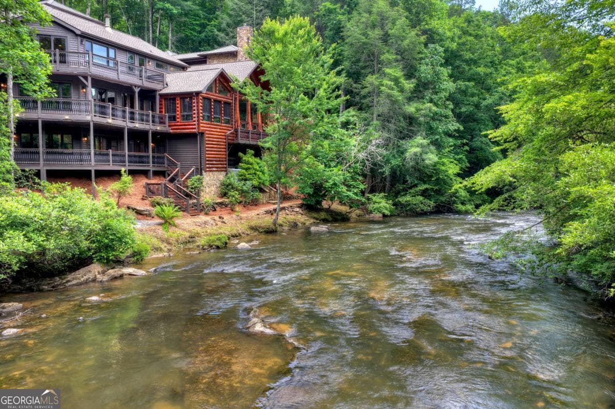 5 bedroom, 6 bathroom, 8,142 sq ft cabin,single family residence for sale at 192 Delphi Hills Lane, Mccaysville, GA 30555 — photo 8