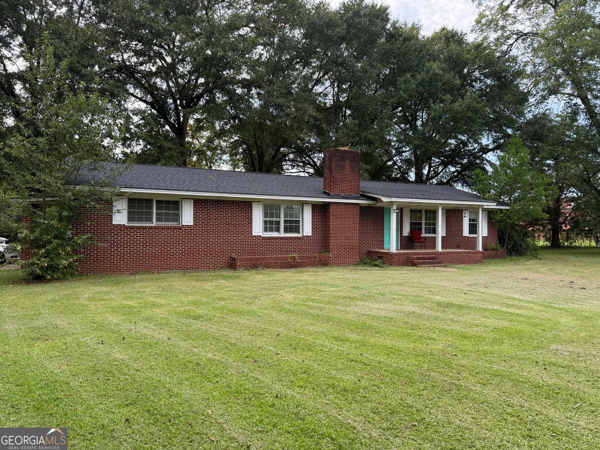 3 bedroom, 2 bathroom, 1,632 sq ft single family residence for sale at 703 N 3rd Street, Vienna, GA 31092 — photo 2
