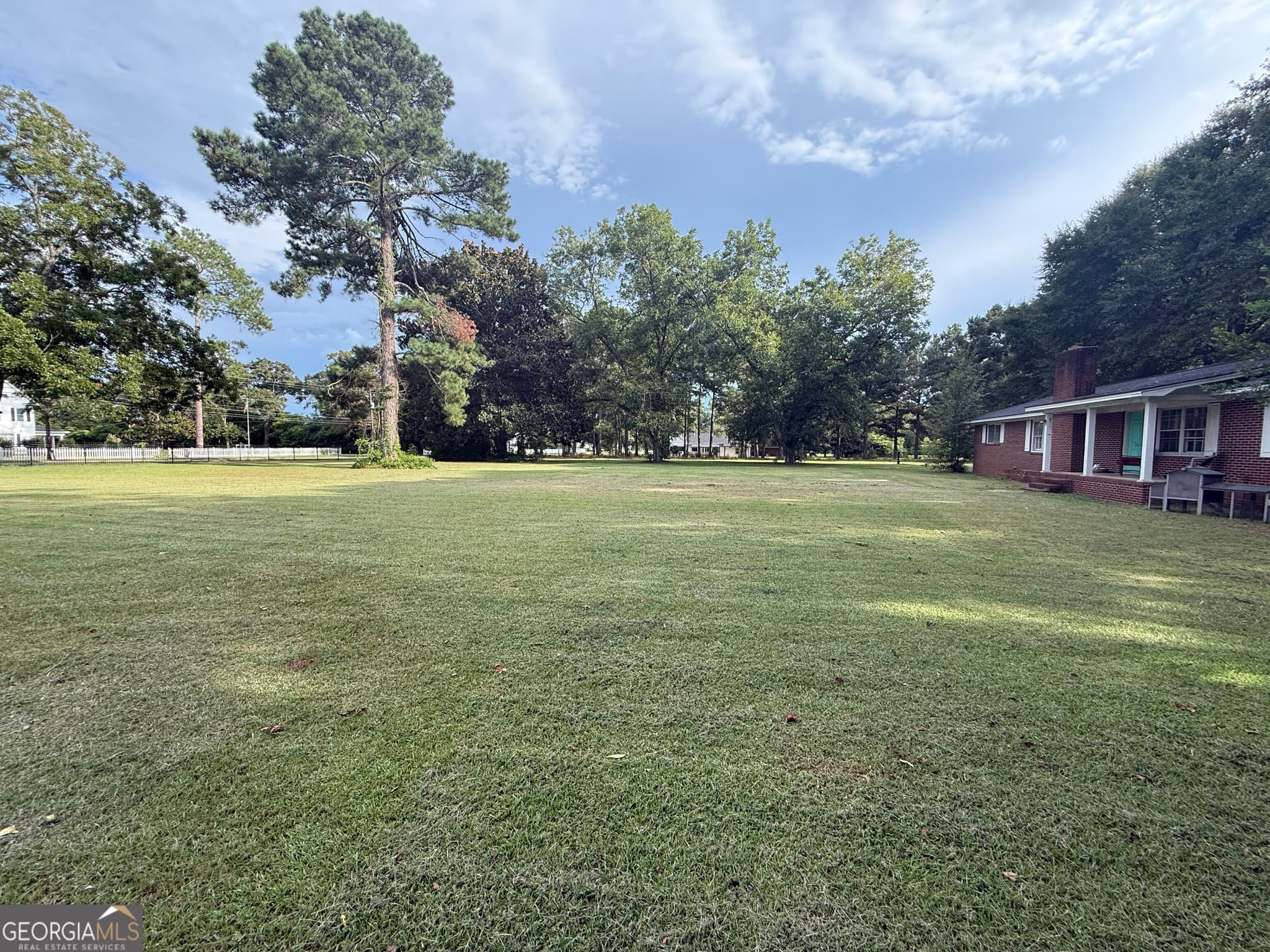 3 bedroom, 2 bathroom, 1,632 sq ft single family residence for sale at 703 N 3rd Street, Vienna, GA 31092 — photo 8