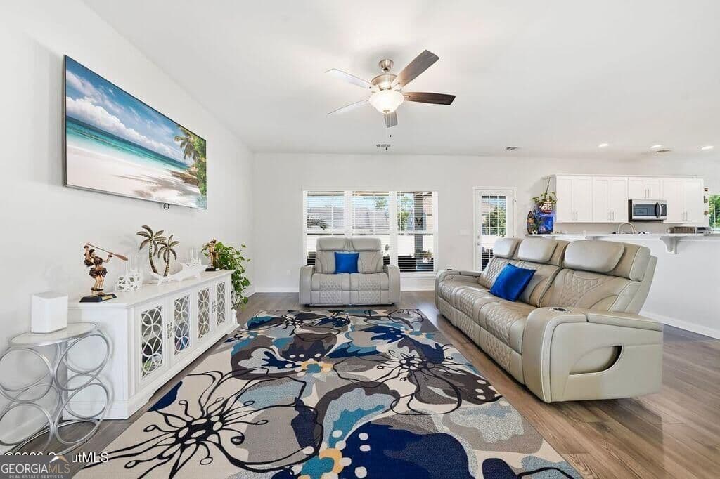 4 bedroom, 3.5 bathroom, 2,644 sq ft single family residence for sale at 276 Chestnut Drive, Brunswick, GA 31523 — photo 6