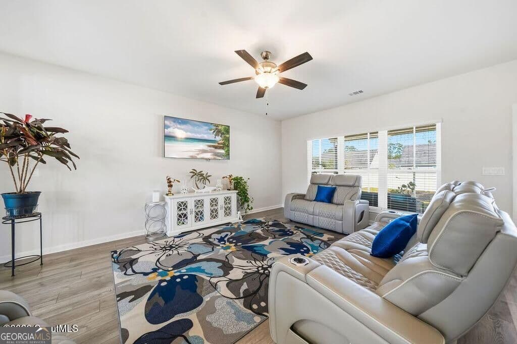 4 bedroom, 3.5 bathroom, 2,644 sq ft single family residence for sale at 276 Chestnut Drive, Brunswick, GA 31523 — photo 7