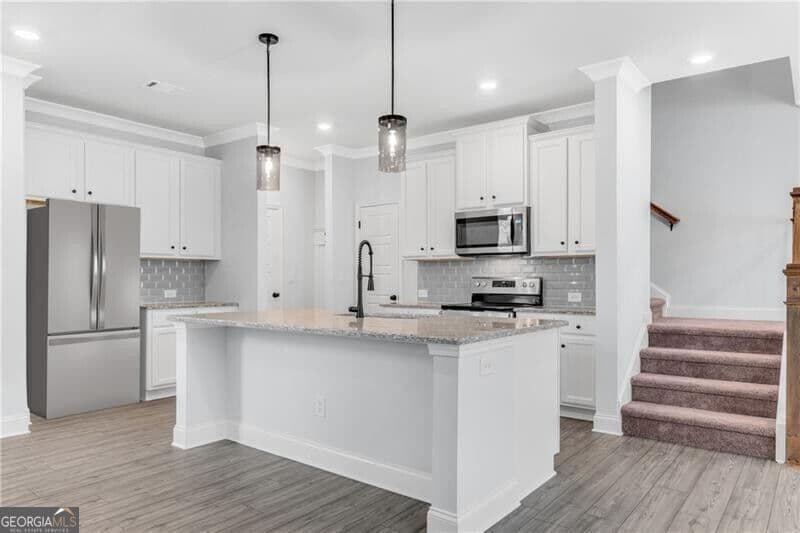 3 bedroom, 2.5 bathroom, 1,850 sq ft townhouse for rent at 4574 Cypress Park Drive, Gainesville, GA 30504 for $2,150 a month — photo 8