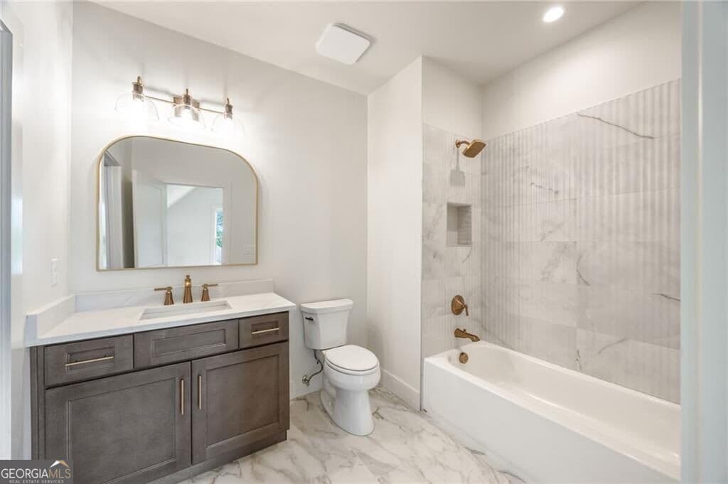 5 bedroom, 5.5 bathroom single family residence for sale at 2701 Conns Creek 53, Ball Ground, GA 30107 — photo 8