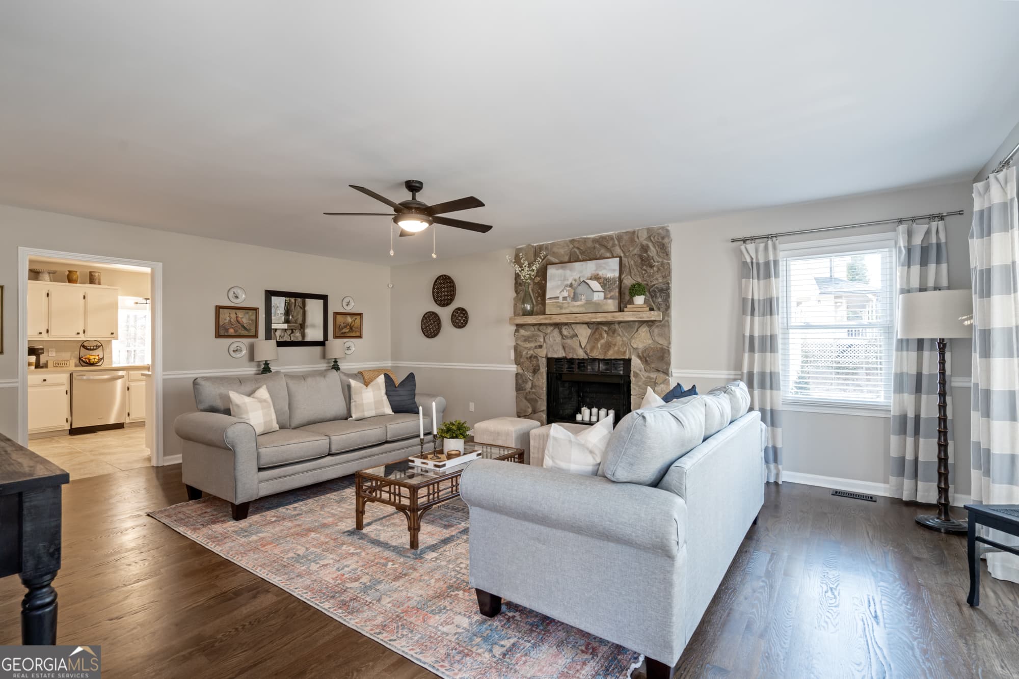 3 bedroom, 2 bathroom single family residence for rent at 17 Rock Crest Circle, Cartersville, GA 30121 for $4,797 a month — photo 4