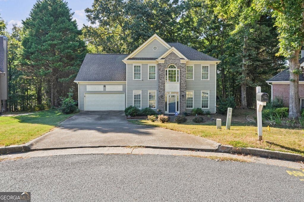 4 bedroom, 2.5 bathroom, 2,224 sq ft single family residence for sale at 2208 Thicket Court, Acworth, GA 30102 — photo 7