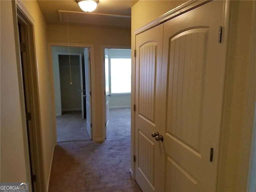 4 bedroom, 2.5 bathroom single family residence for rent at 783 Lobdale Falls Drive, Lawrenceville, GA 30045 for $1,999 a month — photo 3