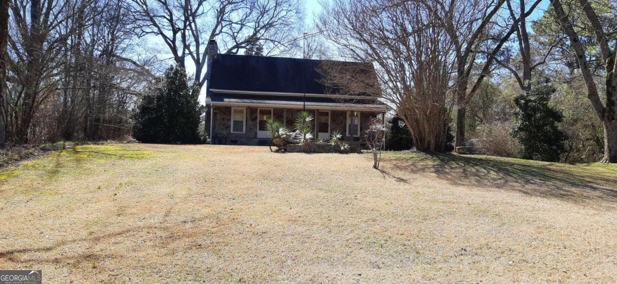 2 bedroom, 1 bathroom, 1,120 sq ft single family residence for sale at 11953 Henderson Mountain Road, Fairmount, GA 30139 — photo 5