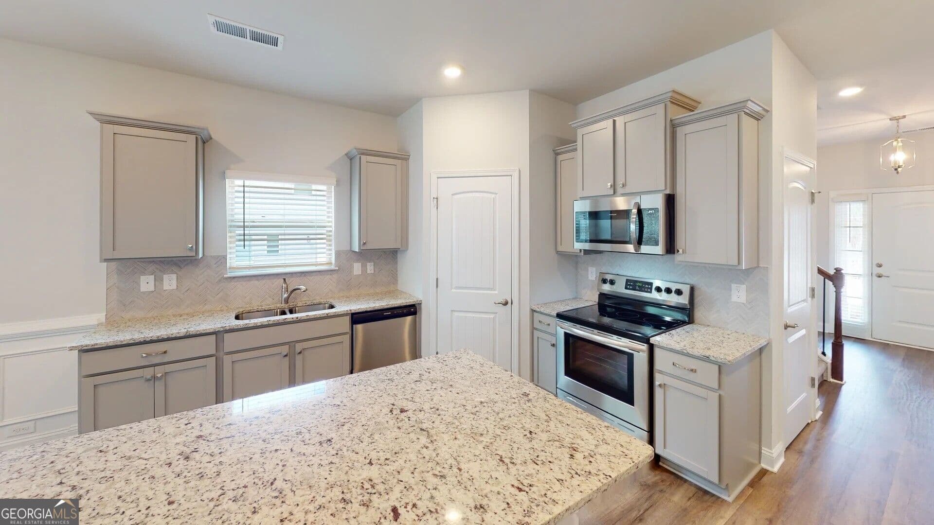 5 bedroom, 3.5 bathroom, 3,030 sq ft single family residence for sale at 5013 Fairview Circle LOT 965, Villa Rica, GA 30180 — photo 2