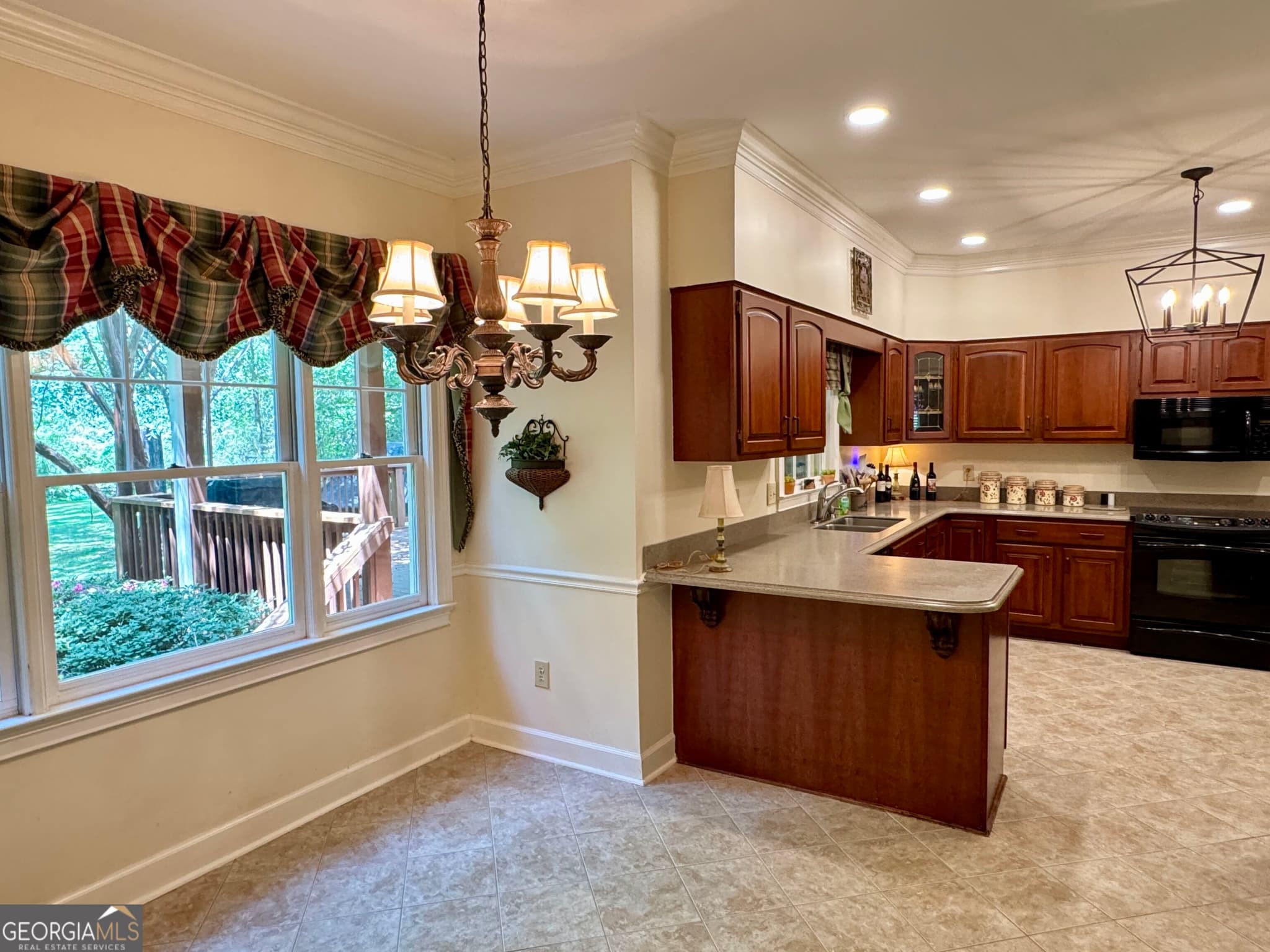 5 bedroom, 3.5 bathroom, 3,466 sq ft single family residence for sale at 107 Trillium Terrace, Macon, GA 31210 — photo 3