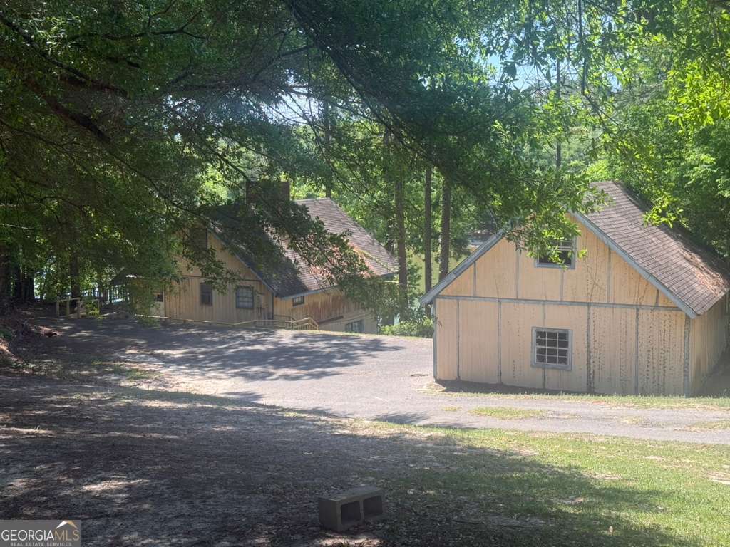 3 bedroom, 2.5 bathroom, 3,331 sq ft single family residence for sale at 460 Lakeview Road, Abbeville, AL 36310 — photo 2