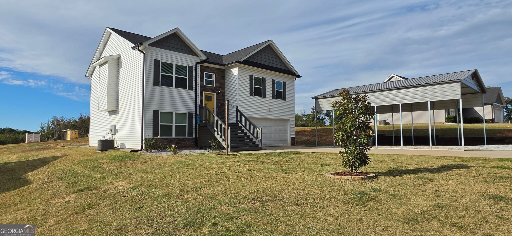 4 bedroom, 3 bathroom, 1,939 sq ft single family residence for sale at 1387 Dortch Road, Eastanollee, GA 30538