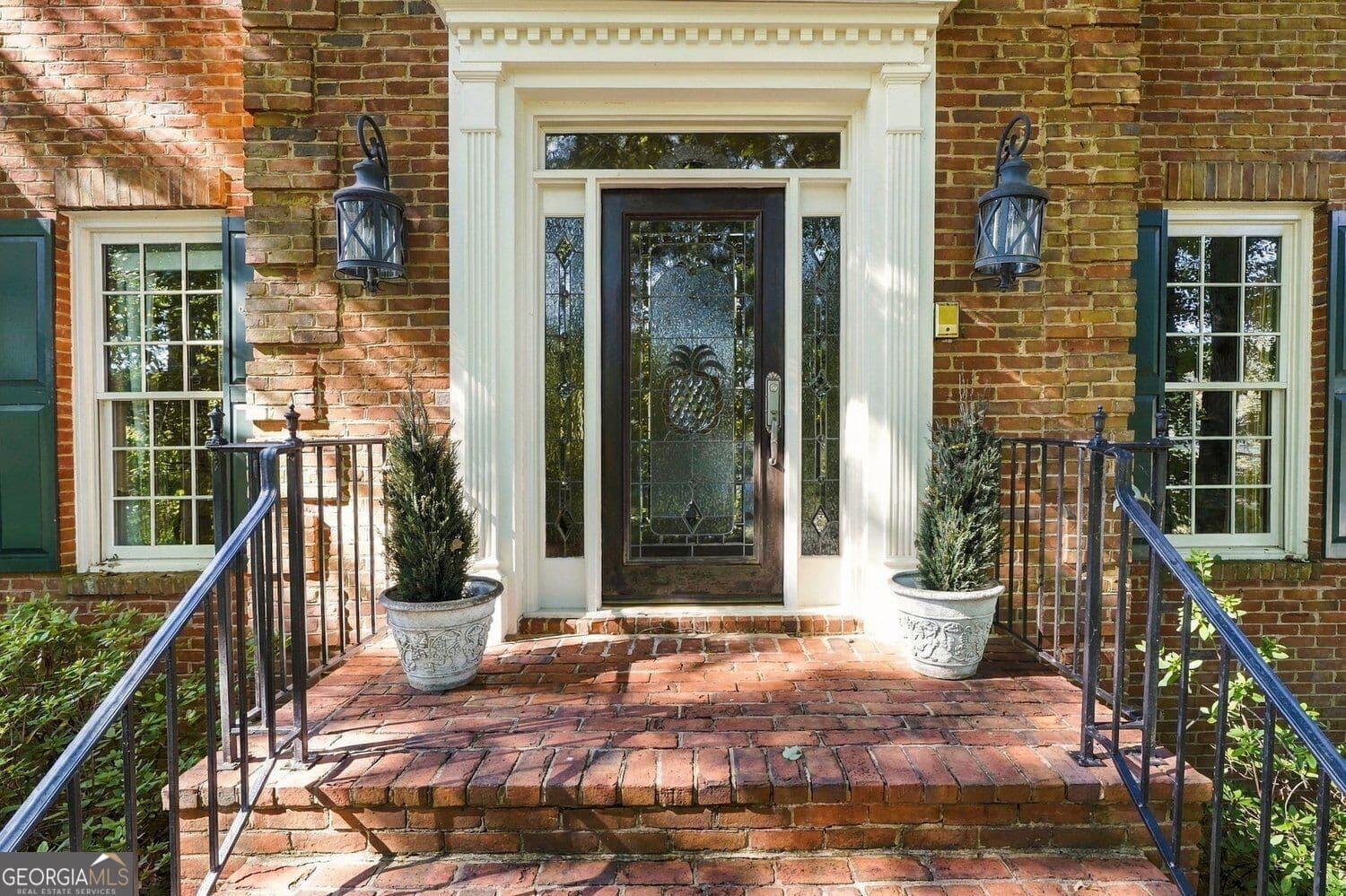 5 bedroom, 4 bathroom, 4,305 sq ft single family residence for sale at 5358 Brooke Farm Drive, Atlanta, GA 30338 — photo 3