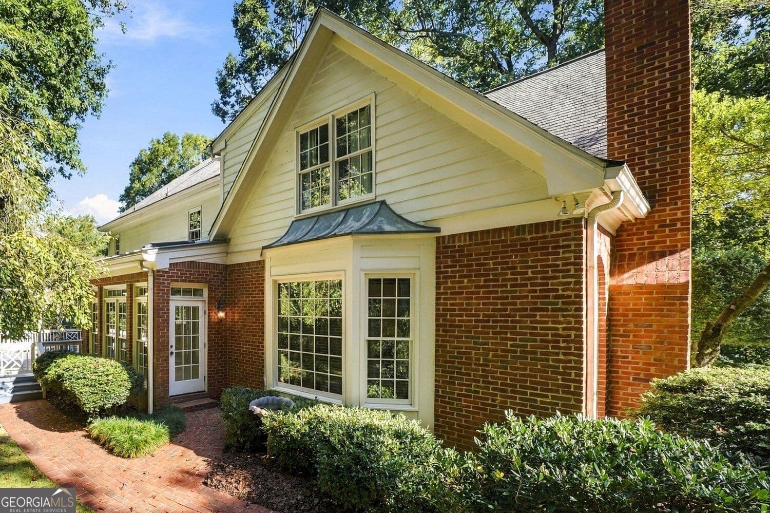5 bedroom, 4 bathroom, 4,305 sq ft single family residence for sale at 5358 Brooke Farm Drive, Atlanta, GA 30338 — photo 10