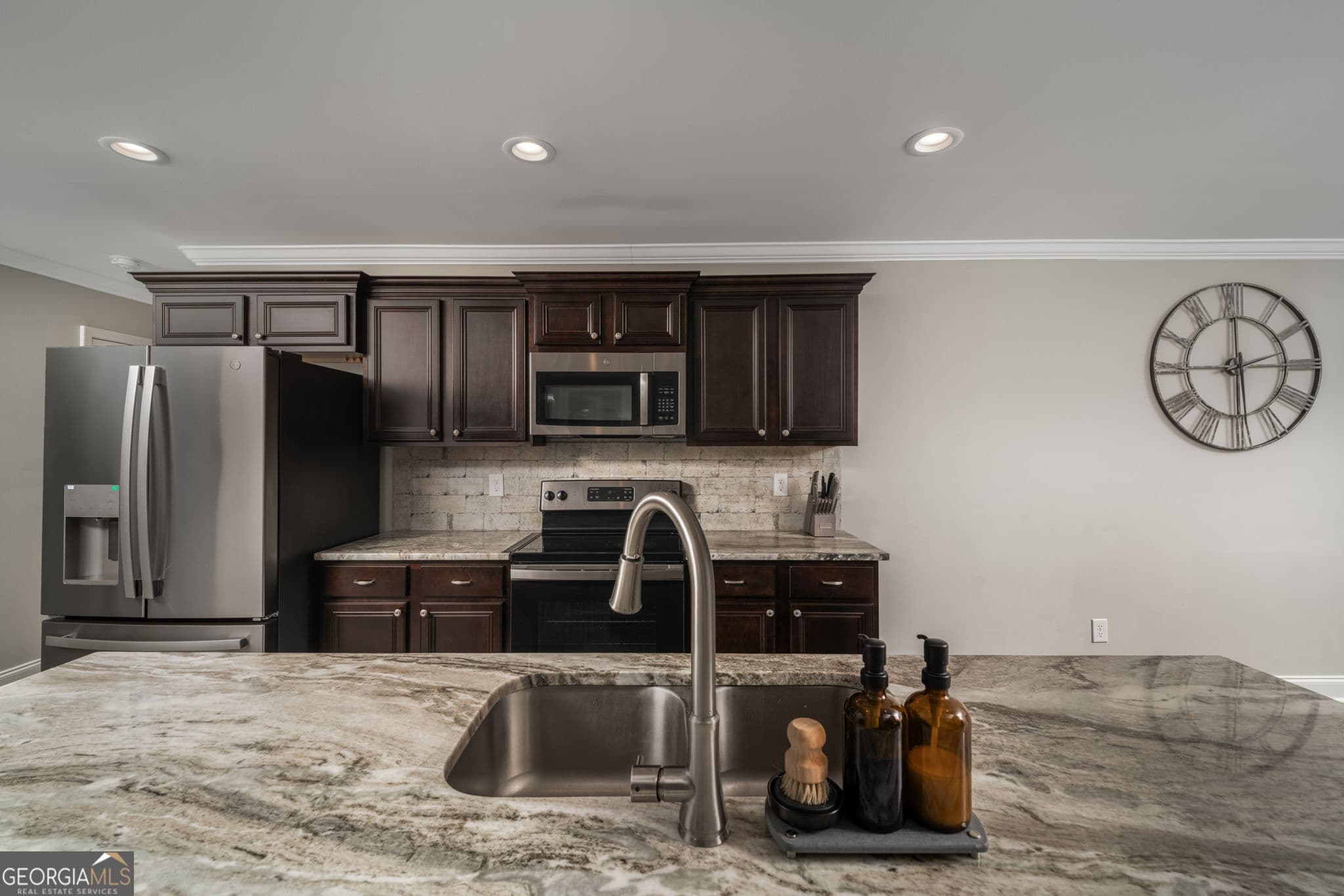 3 bedroom, 2 bathroom, 1,853 sq ft single family residence for rent at 315 Creek Ridge Drive, Warner Robins, GA 31088 for $2,450 a month — photo 8