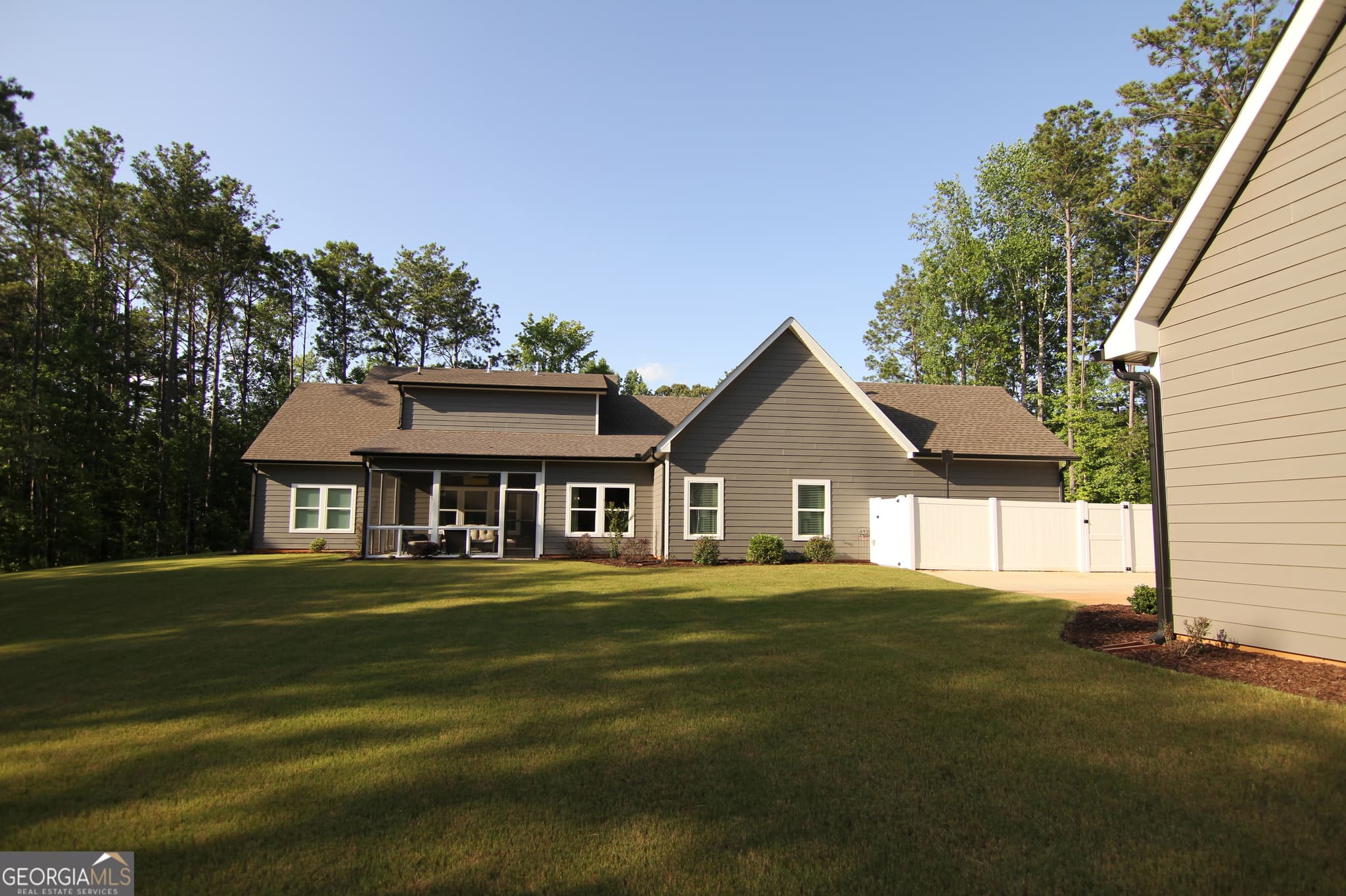 5 bedroom, 5.5 bathroom, 3,722 sq ft single family residence for sale at 465 Buddy West Road, Newnan, GA 30263 — photo 9