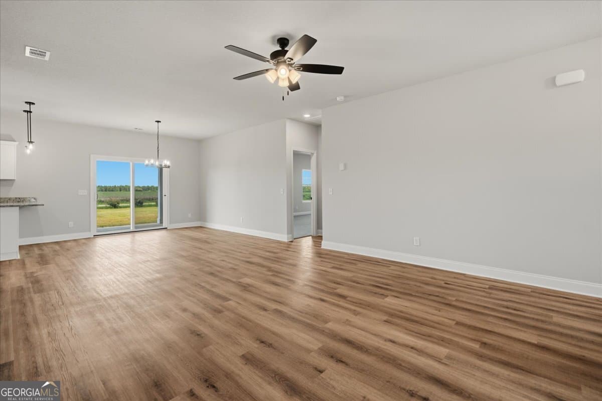 3 bedroom, 2 bathroom, 1,662 sq ft single family residence for sale at 222 Manchester Drive, Statesboro, GA 30461 — photo 6