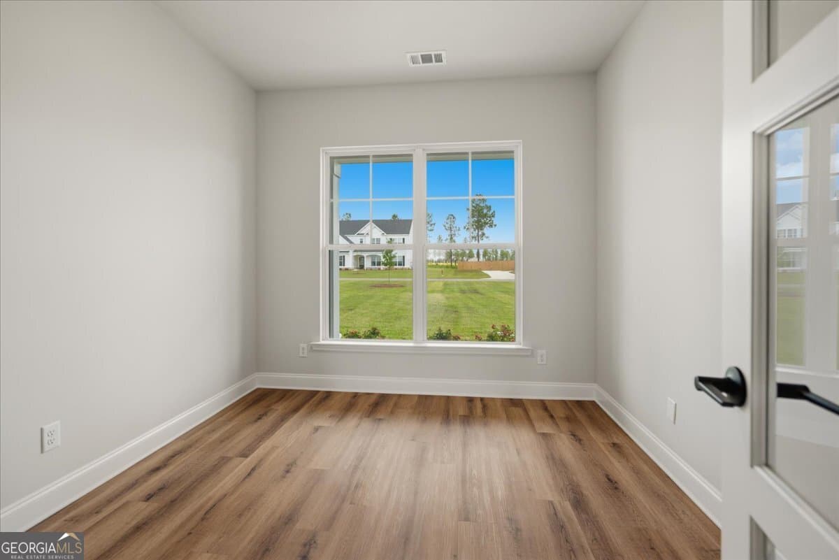 3 bedroom, 2 bathroom, 1,662 sq ft single family residence for sale at 222 Manchester Drive, Statesboro, GA 30461 — photo 7
