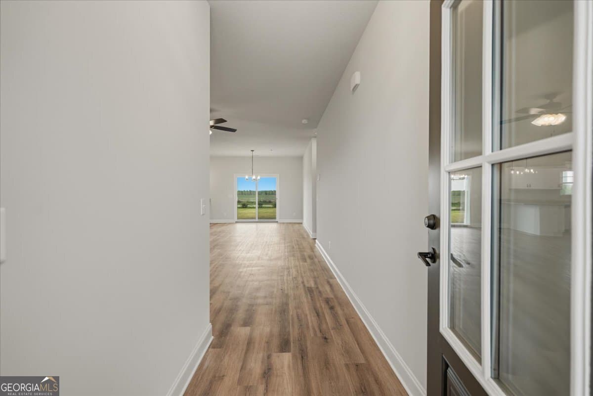 3 bedroom, 2 bathroom, 1,662 sq ft single family residence for sale at 222 Manchester Drive, Statesboro, GA 30461 — photo 4