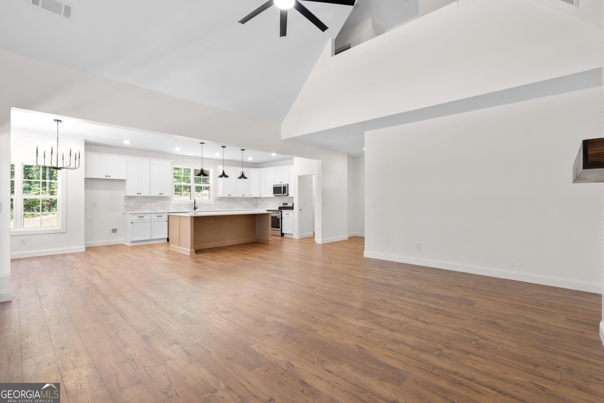 4 bedroom, 2.5 bathroom, 2,565 sq ft single family residence for sale at 2478 Fischer Road, Sharpsburg, GA 30277 — photo 6