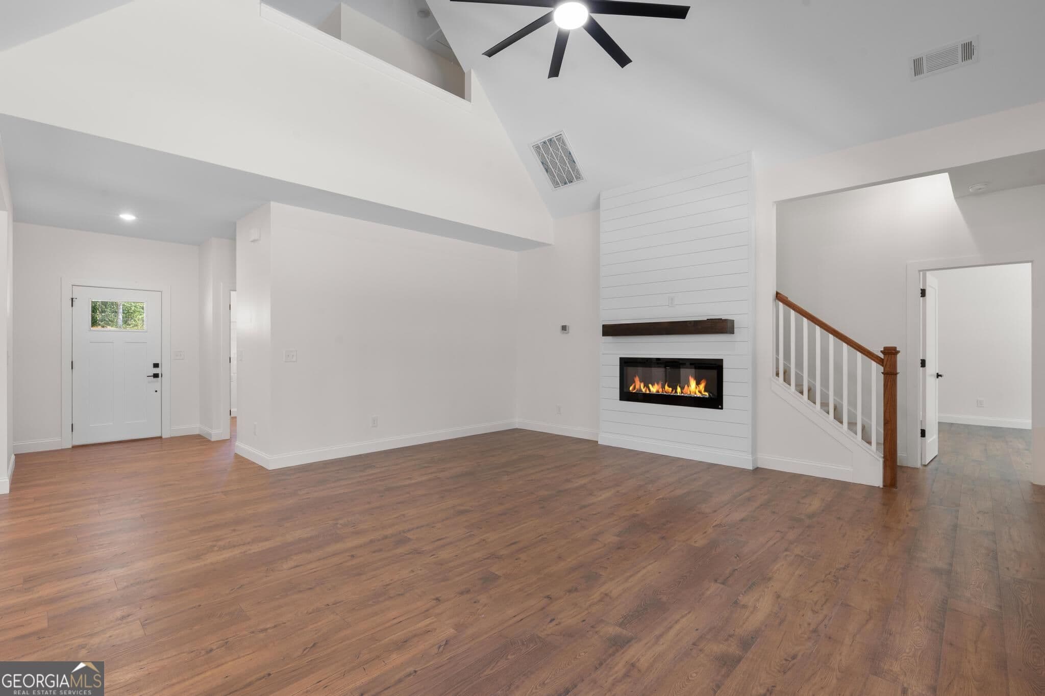 4 bedroom, 2.5 bathroom, 2,565 sq ft single family residence for sale at 2478 Fischer Road, Sharpsburg, GA 30277 — photo 5