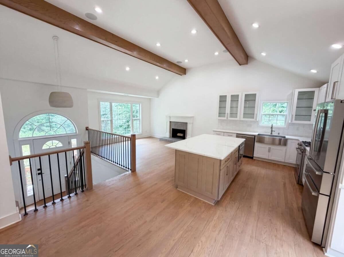 3 bedroom, 3 bathroom, 1,789 sq ft single family residence for sale at 3548 Herren Drive, Smyrna, GA 30082 — photo 6