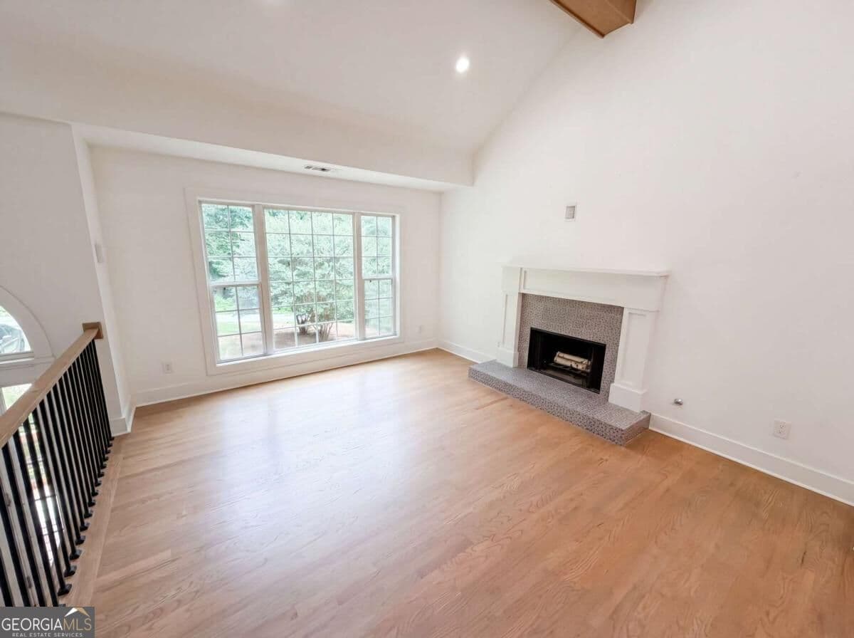 3 bedroom, 3 bathroom, 1,789 sq ft single family residence for sale at 3548 Herren Drive, Smyrna, GA 30082 — photo 4