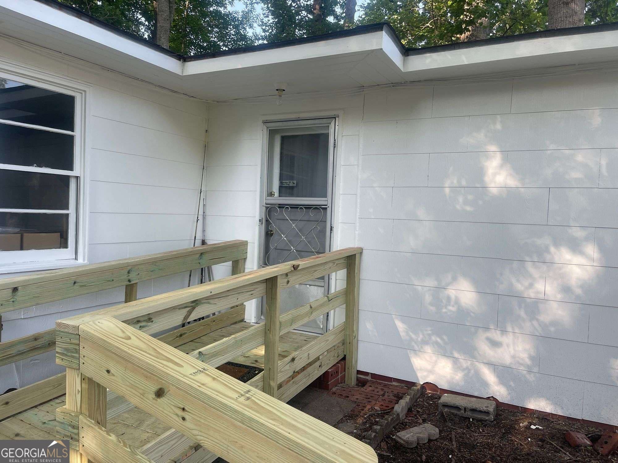 2 bedroom, 1 bathroom, 974 sq ft single family residence for sale at 646 N Main Street, Swainsboro, GA 30401 — photo 5