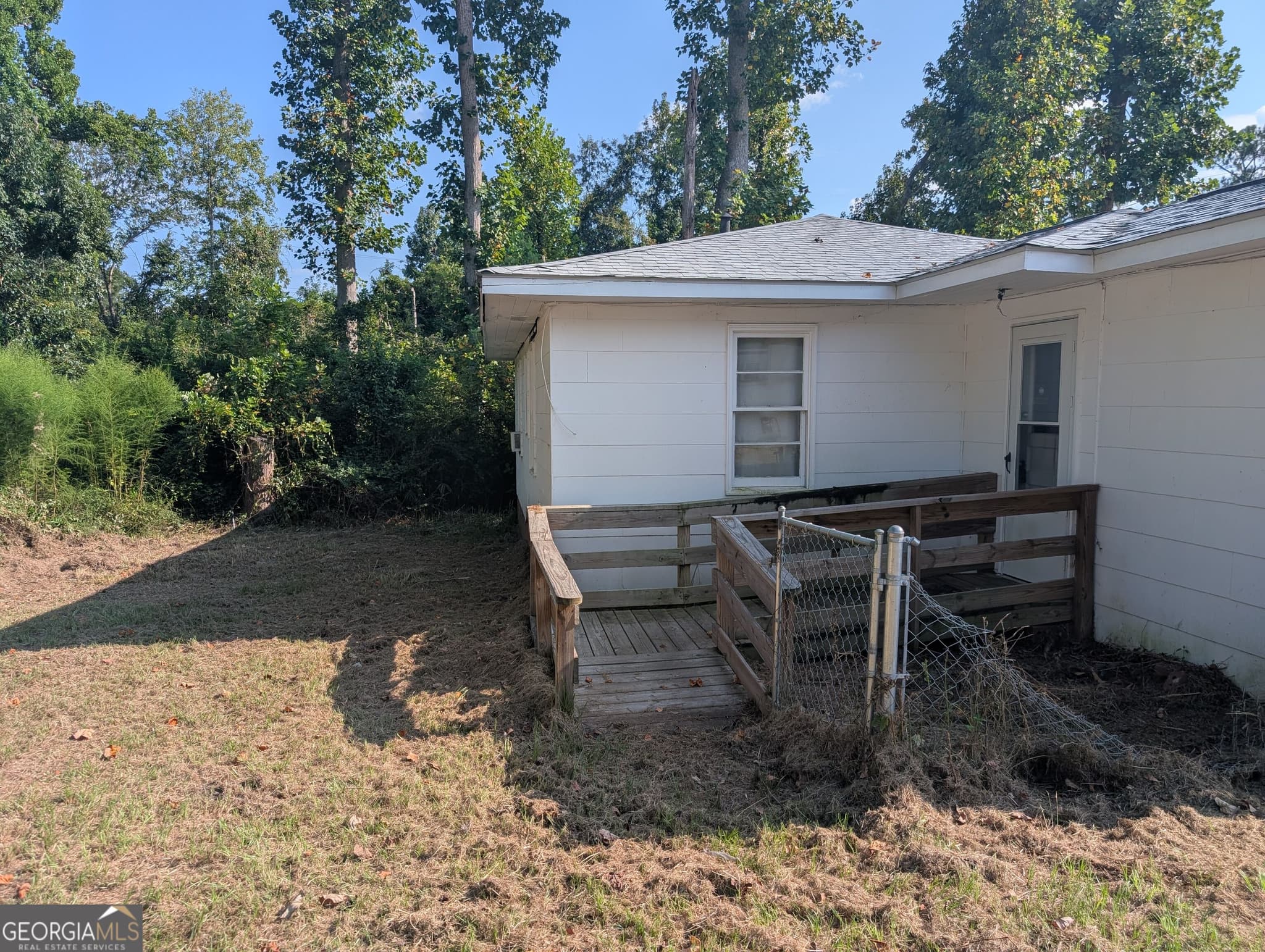 2 bedroom, 1 bathroom, 974 sq ft single family residence for sale at 646 N Main Street, Swainsboro, GA 30401 — photo 4