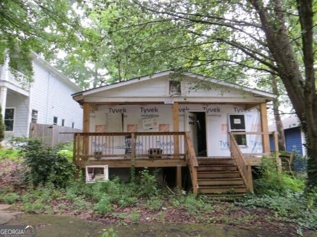 3 bedroom, 2 bathroom, 1,066 sq ft single family residence for sale at 958 Ira Street, Atlanta, GA 30310
