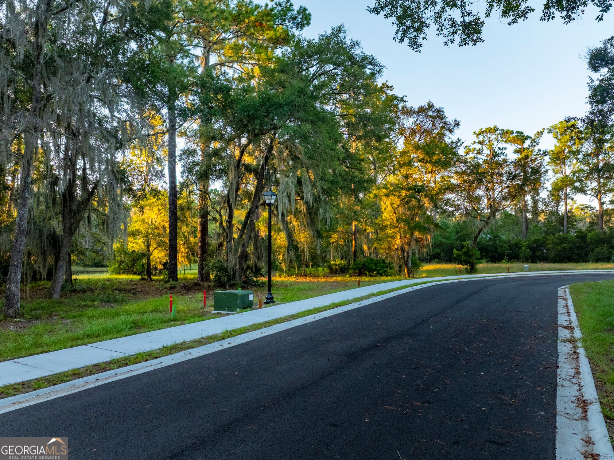residential lot for sale at 15 Francis Circle, St. Simons, GA 31522 — photo 8