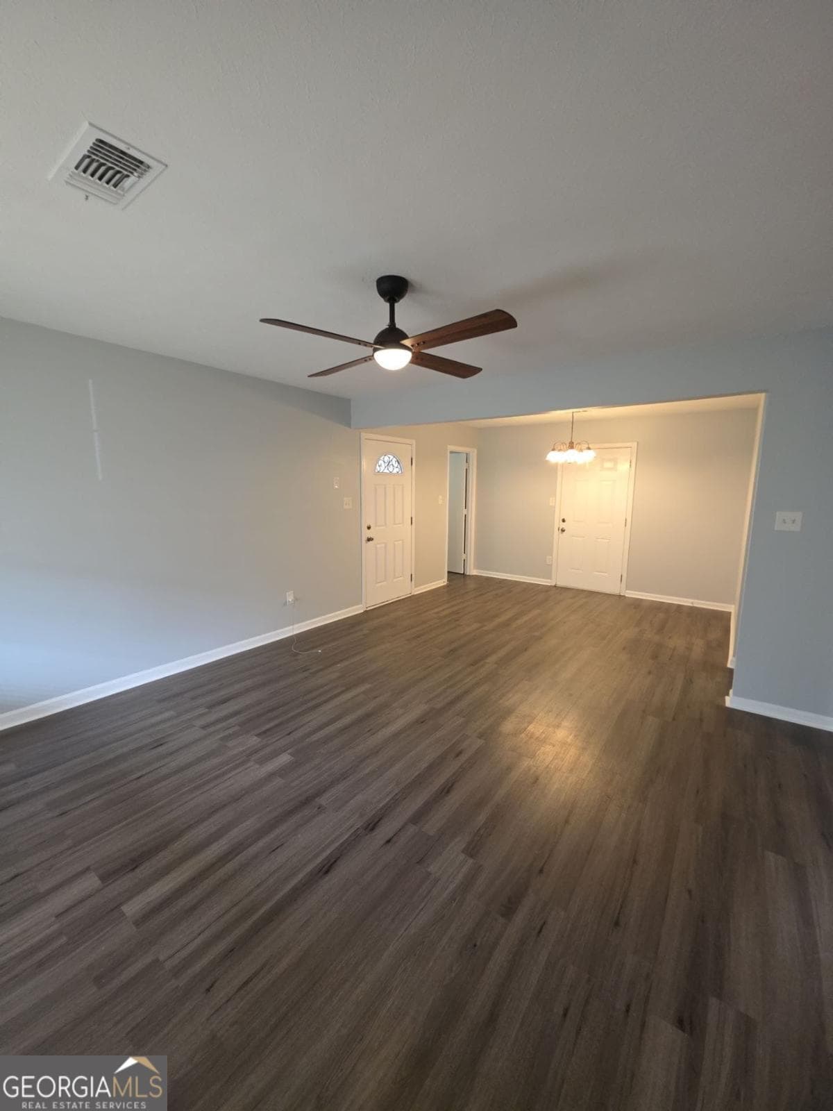 3 bedroom, 1 bathroom, 1,074 sq ft single family residence for sale at 122 Longstreet Circle, Oxford, GA 30054 — photo 2