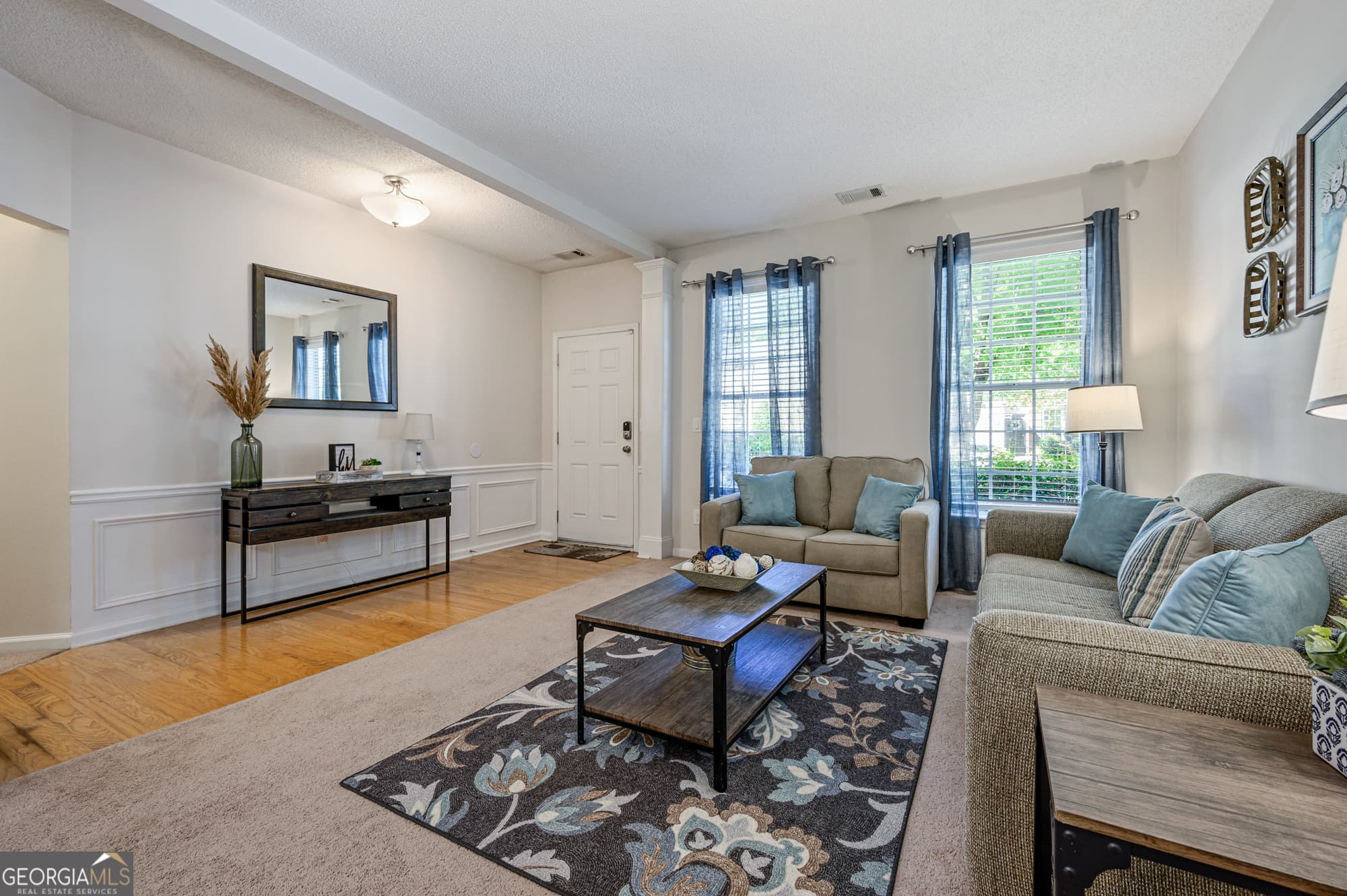 3 bedroom, 2.5 bathroom single family residence for rent at 206 Persimmon Trail, Woodstock, GA 30188 for $4,878 a month — photo 4