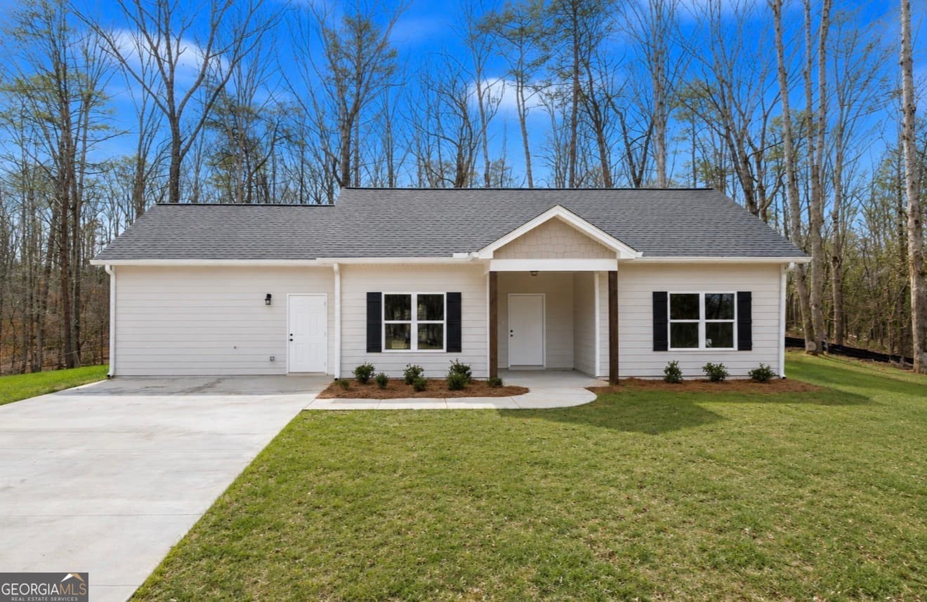 3 bedroom, 2 bathroom single family residence sold at 50 Hawks Ridge Court, Cleveland, GA 30528