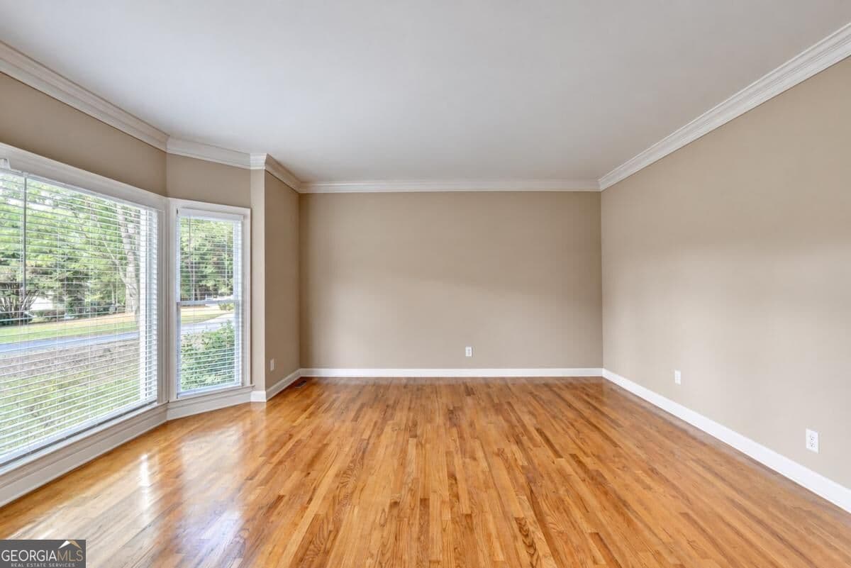 5 bedroom, 3.5 bathroom, 3,281 sq ft single family residence for sale at 5 Devon Court, Cartersville, GA 30120 — photo 6