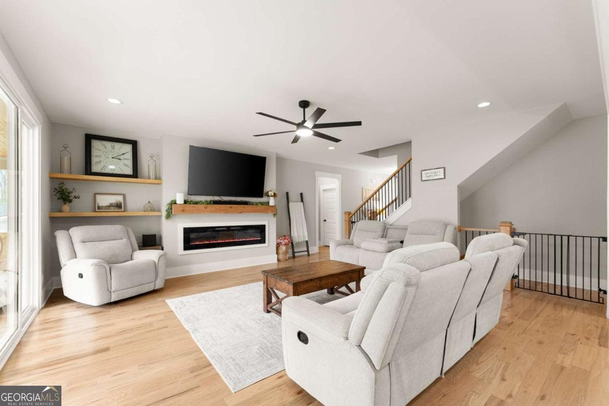 4 bedroom, 3.5 bathroom, 3,367 sq ft single family residence for sale at 7055 Sanctuary Drive, Jefferson, GA 30549 — photo 7