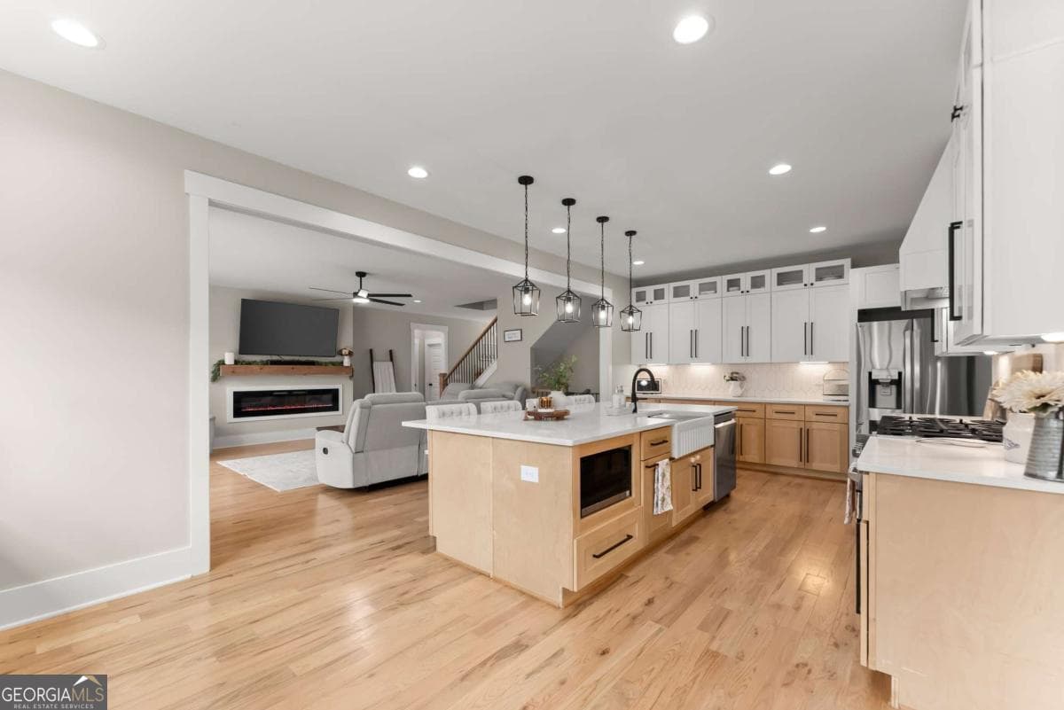 4 bedroom, 3.5 bathroom, 3,367 sq ft single family residence for sale at 7055 Sanctuary Drive, Jefferson, GA 30549 — photo 10