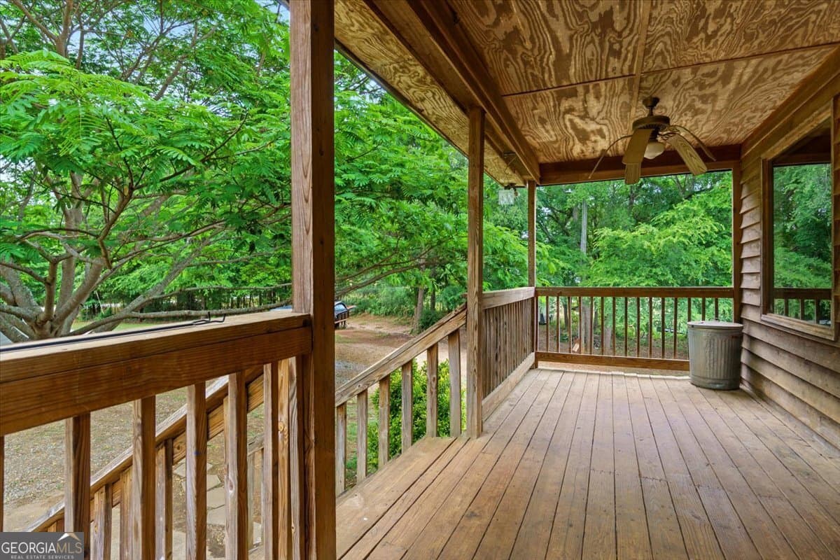 4 bedroom, 2.5 bathroom, 3,540 sq ft single family residence for sale at 1050 Pintail Lane, Madison, GA 30650 — photo 3
