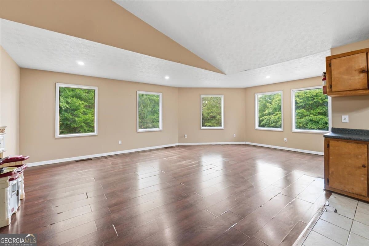 4 bedroom, 2.5 bathroom, 3,540 sq ft single family residence for sale at 1050 Pintail Lane, Madison, GA 30650 — photo 10