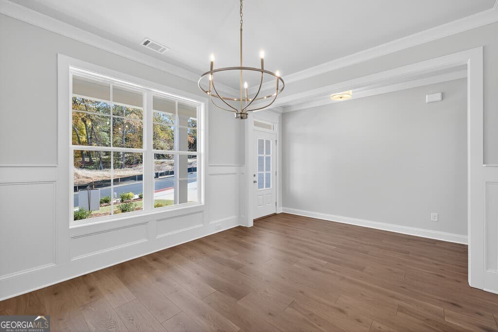 4 bedroom, 2.5 bathroom, 2,633 sq ft single family residence for sale at 5662 Evelyn Lane, Flowery Branch, GA 30542 — photo 6
