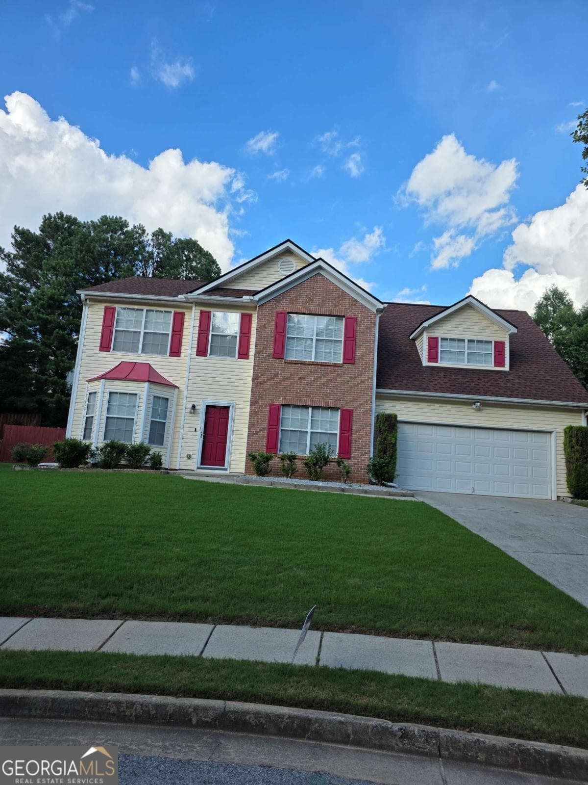 4 bedroom, 2.5 bathroom single family residence for rent at 1529 Sydney Pond Circle, Lawrenceville, GA 30046 for $2,600 a month — photo 1 of 26